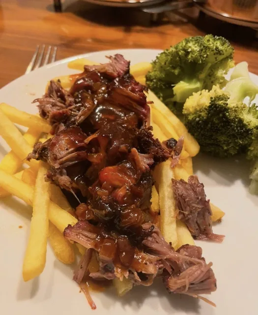 Kalfswangen in Guinness appelstroop saus